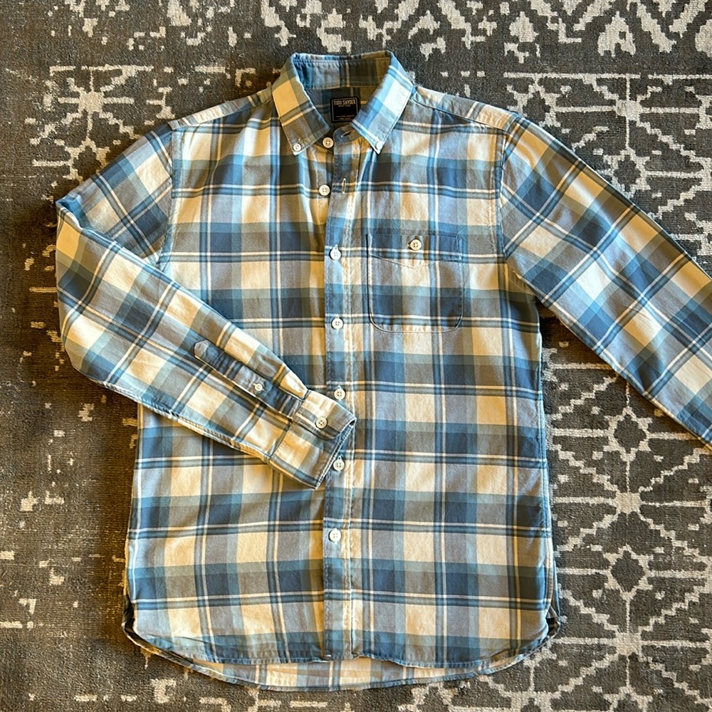 Todd Snyder plaid Button down shirt. Size S